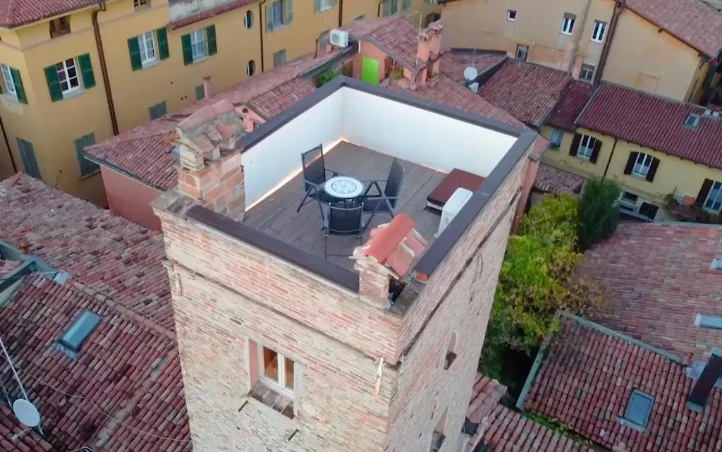 Everyday Apartments Torre Medioevale Bologna